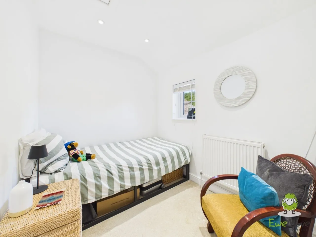 Bramley Road, Sherfield-on-Loddon, RG27, photo 17