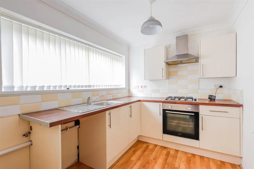 Davnic Close, Barry, CF63, photo 3