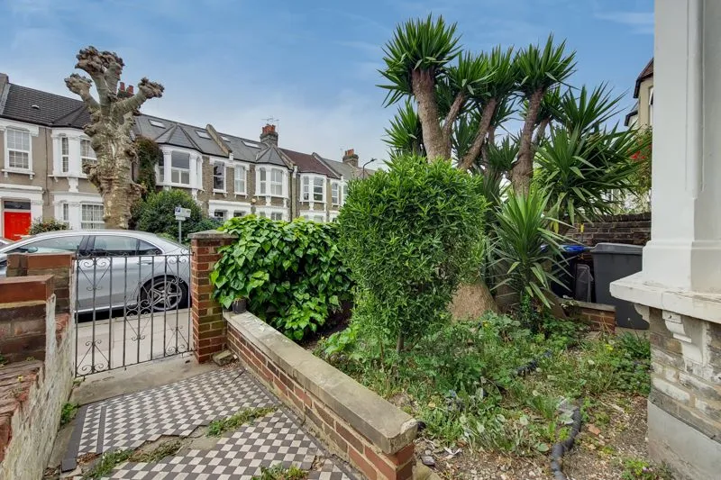 Wakeman Road, London NW10 5BJ, photo 2