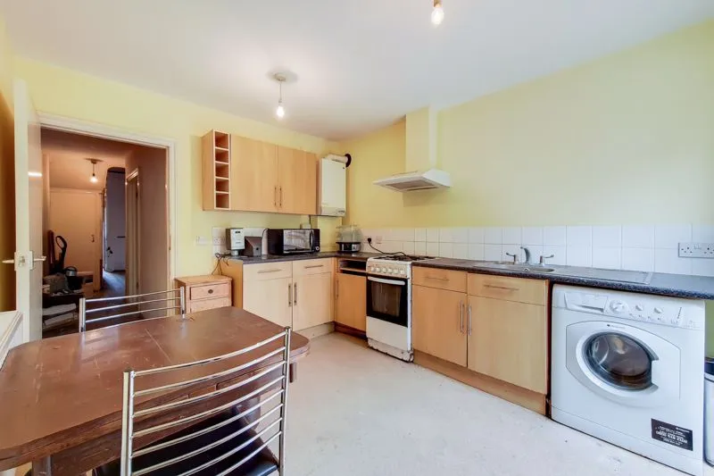 Wakeman Road, London NW10 5BJ, photo 8