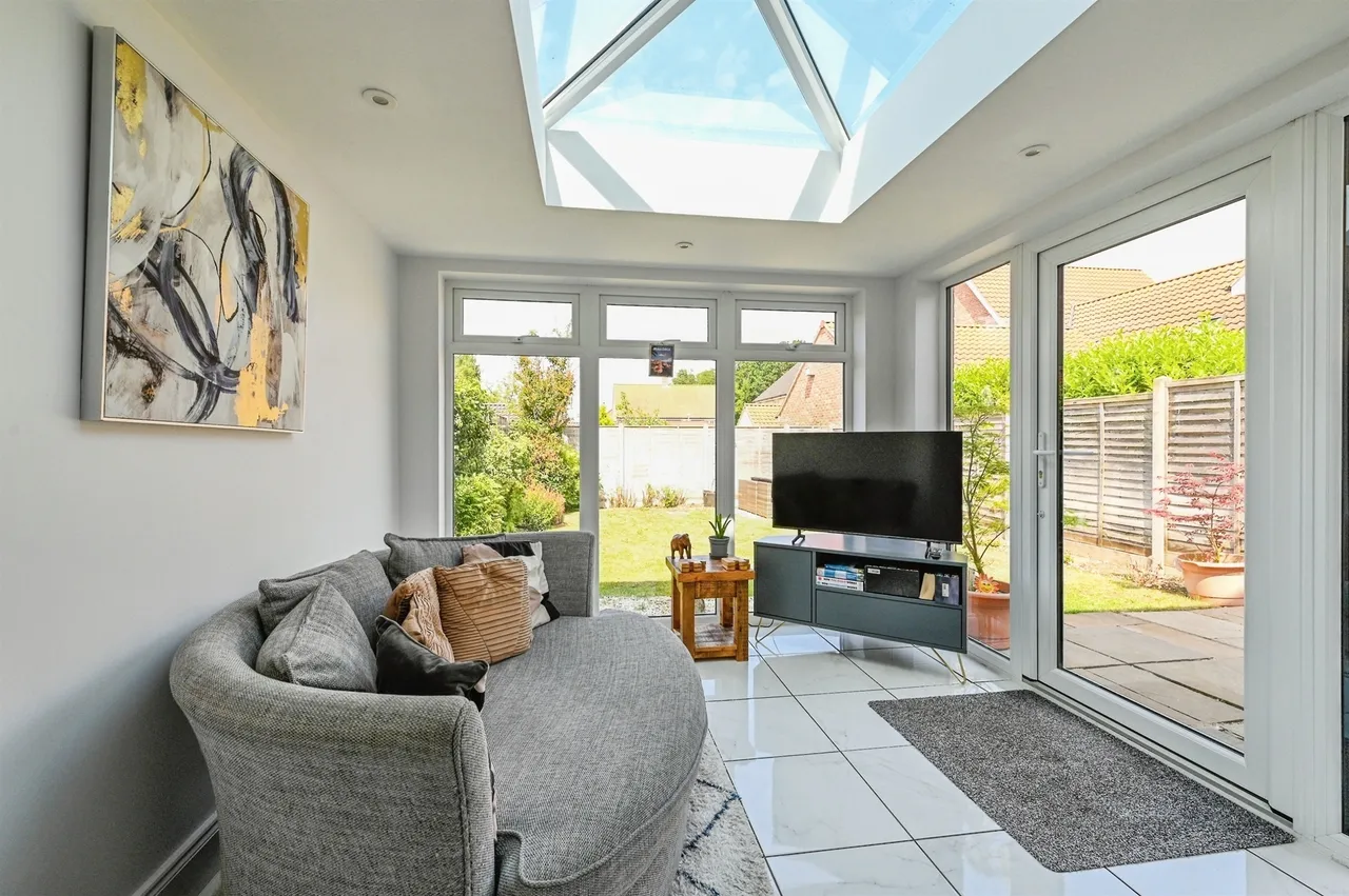 Sandbach Road, South Wootton, KING'S LYNN, photo 7