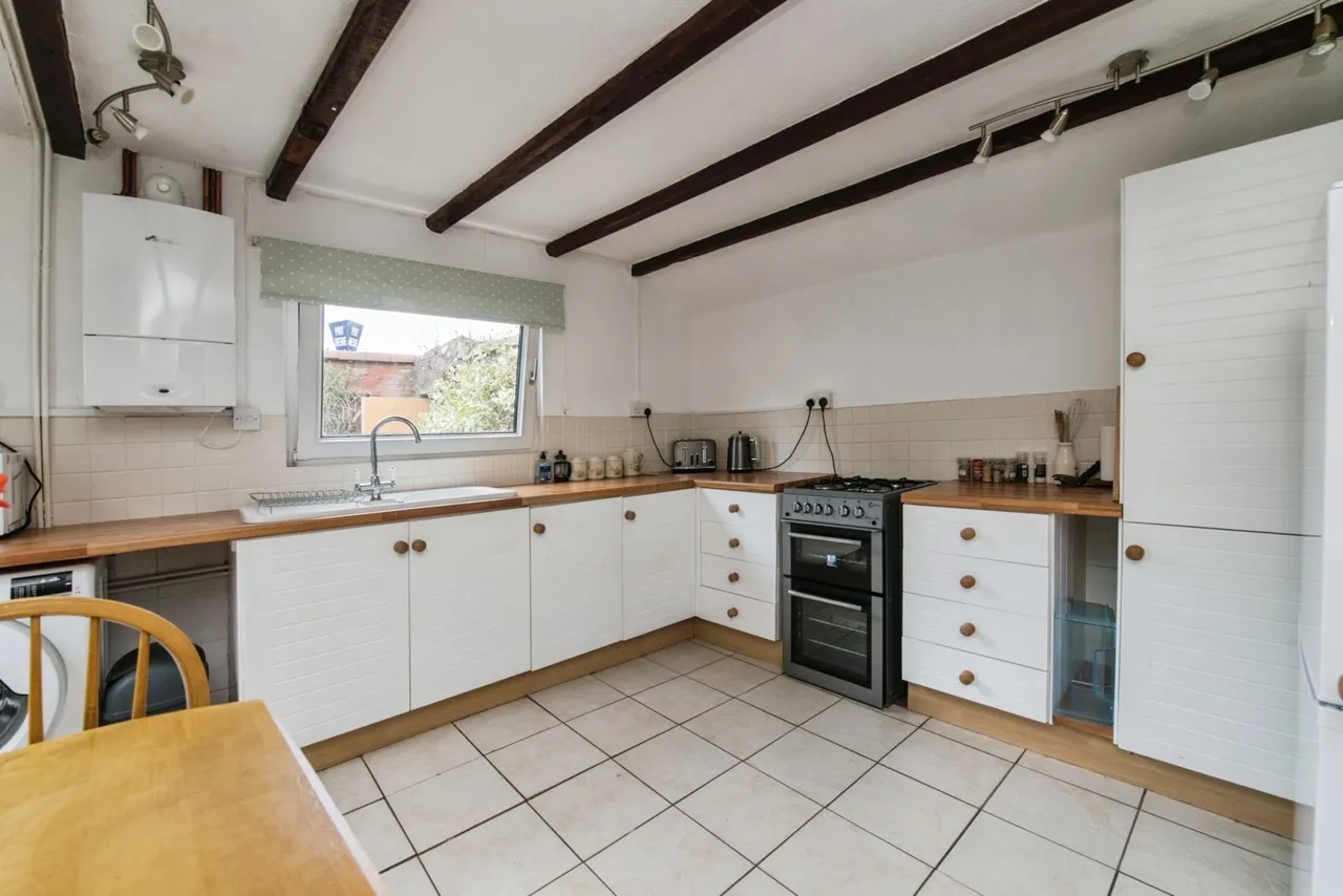 New Street, Honiton, EX14, photo 6