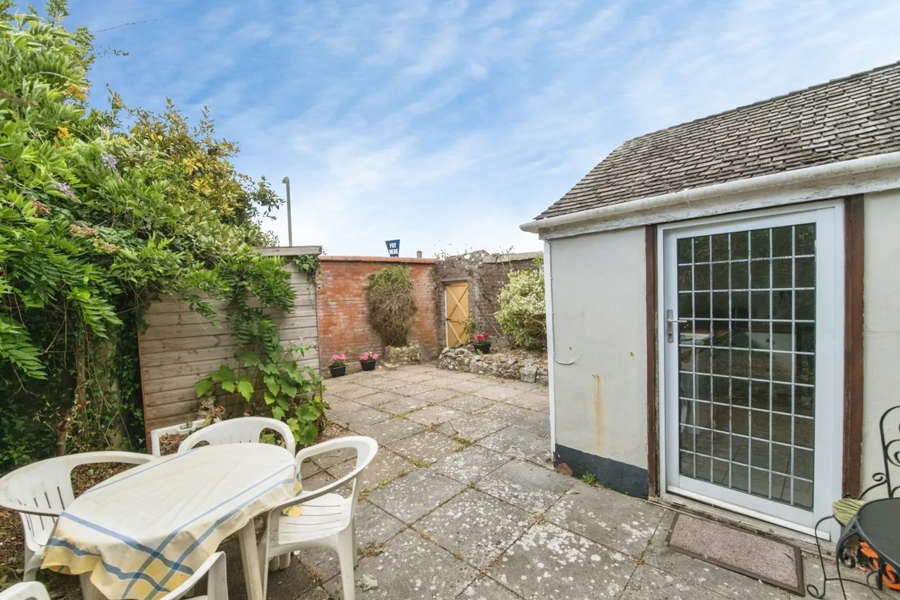 New Street, Honiton, EX14, photo 8