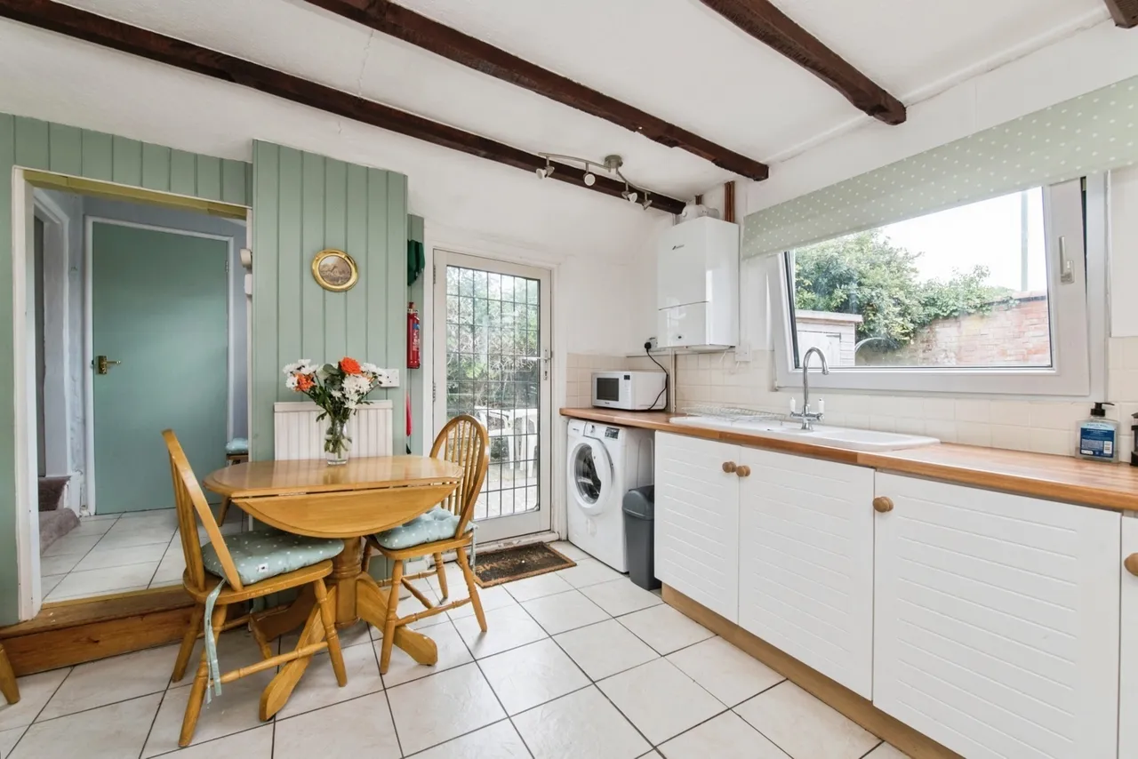 New Street, Honiton, EX14, photo 7