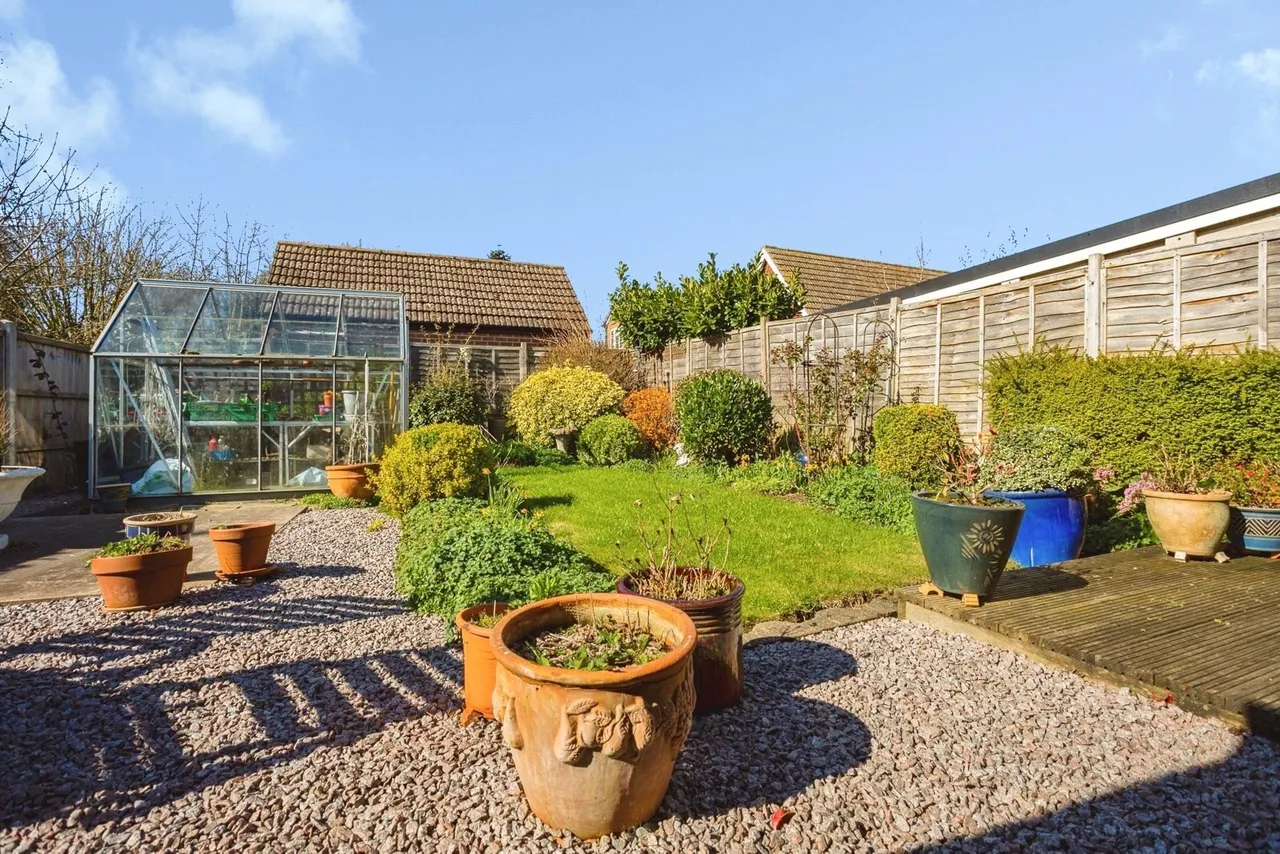 Cox Drive, Bottesford, NG13, photo 16