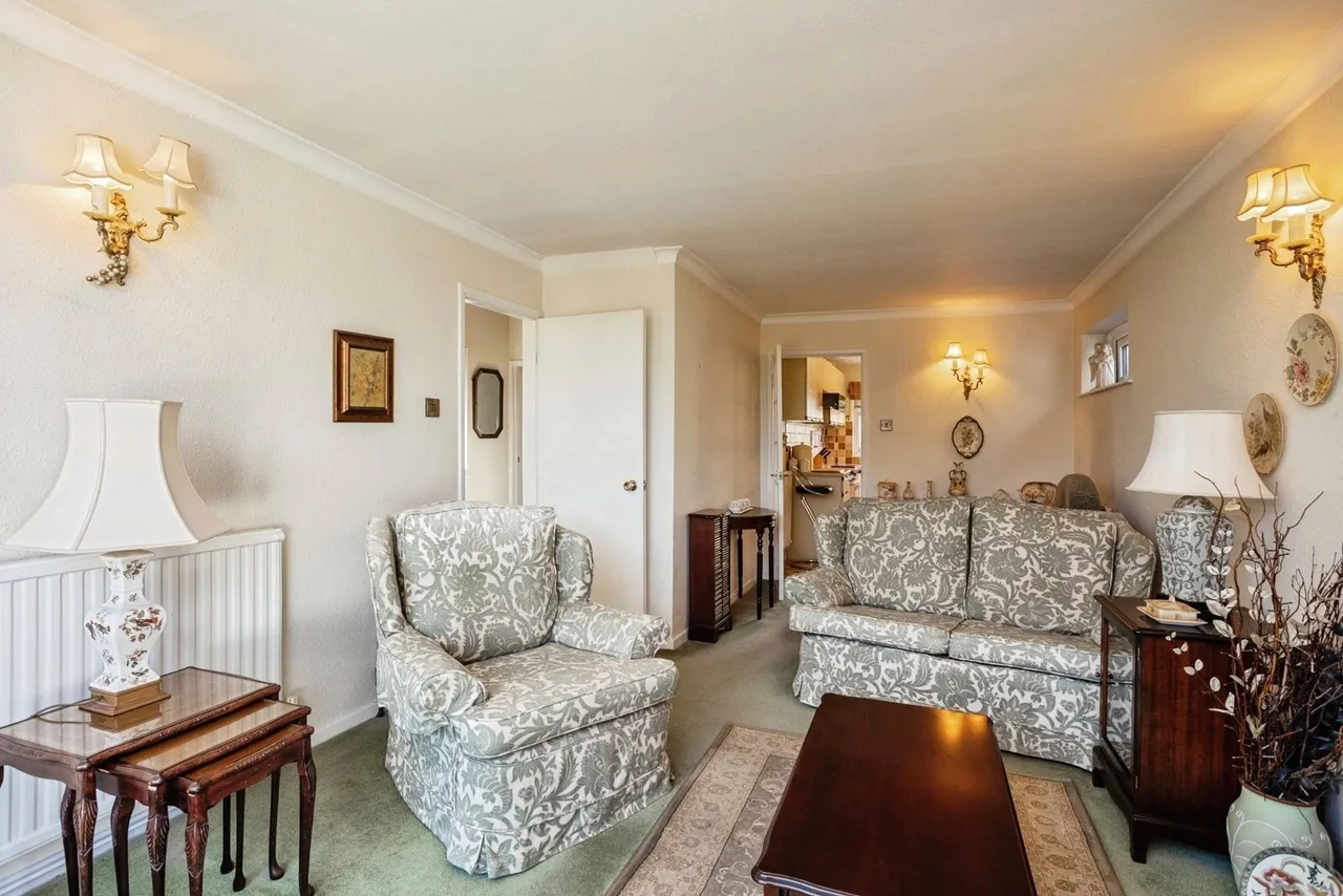 Cox Drive, Bottesford, NG13, photo 8