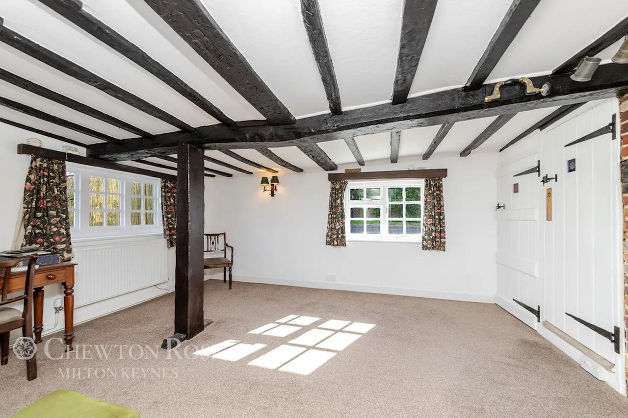 Mill Road, Husbourne Crawley, photo 15