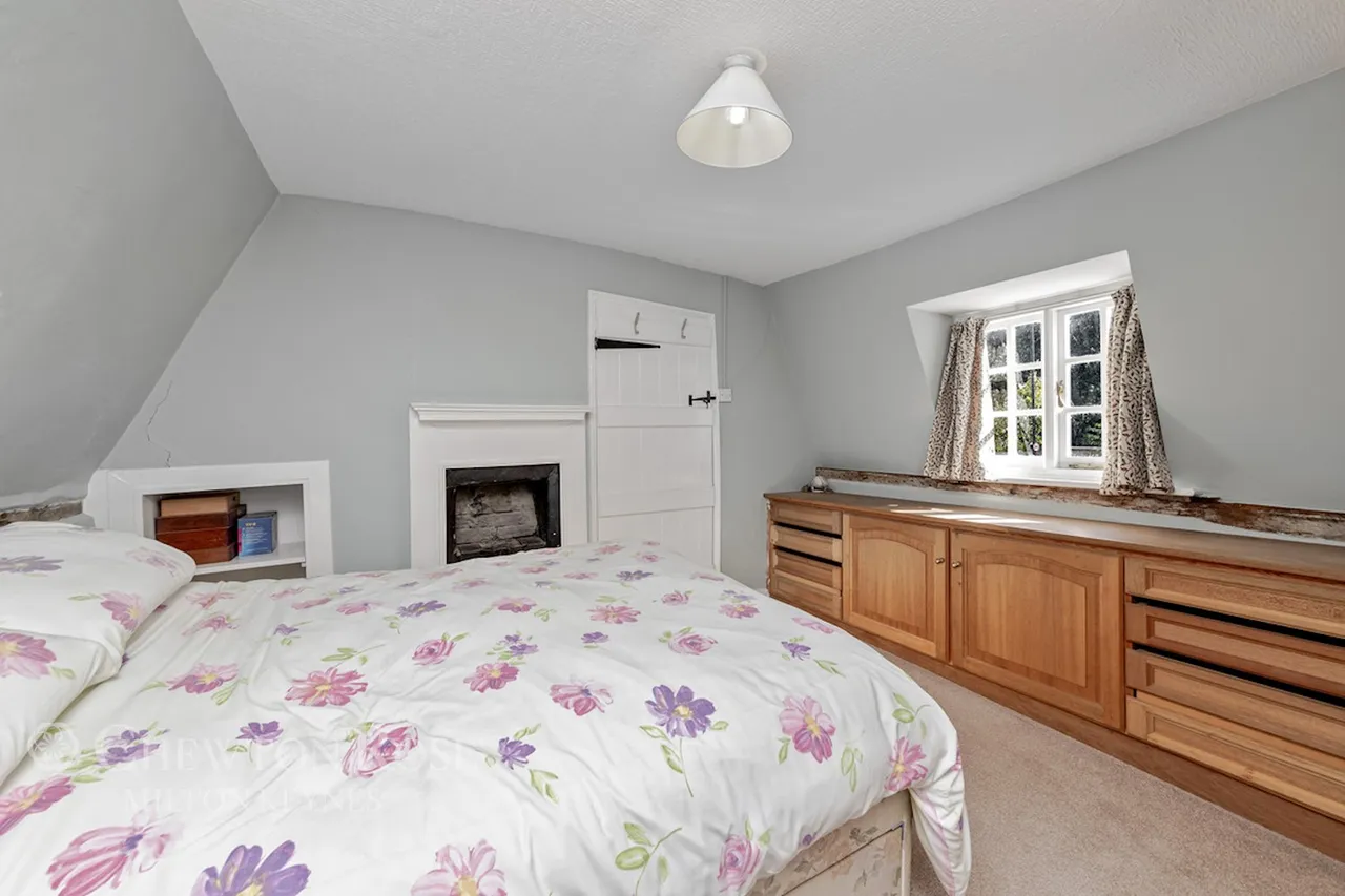 Mill Road, Husbourne Crawley, photo 30