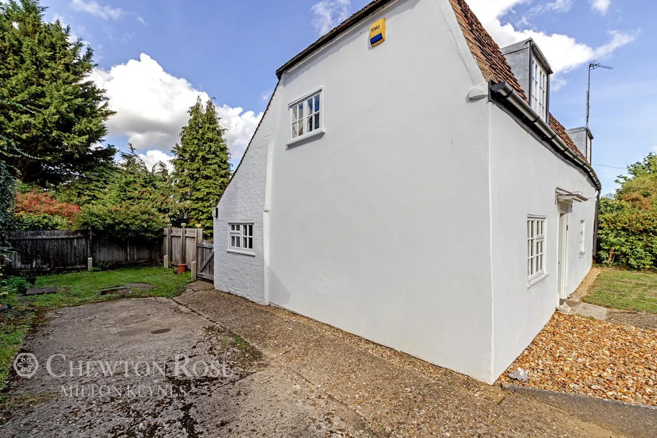 Mill Road, Husbourne Crawley, photo 49