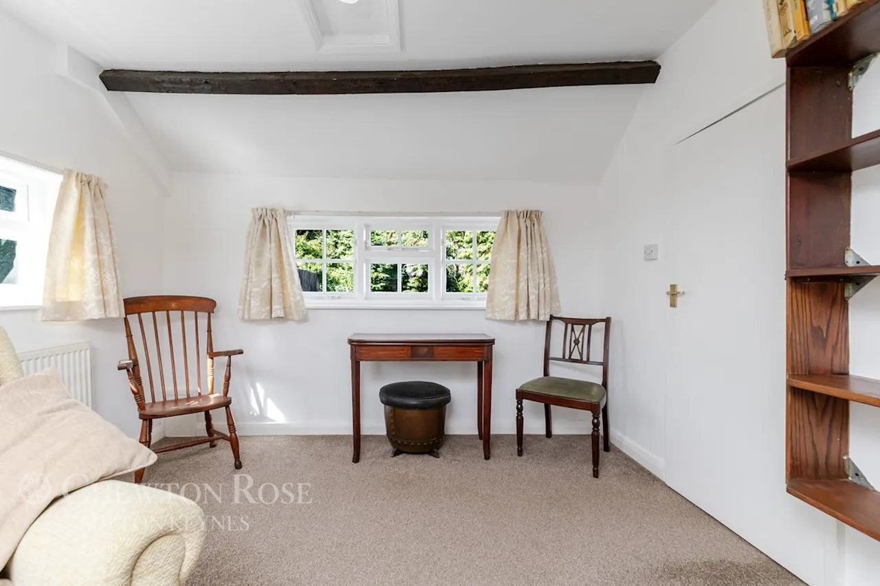 Mill Road, Husbourne Crawley, photo 13