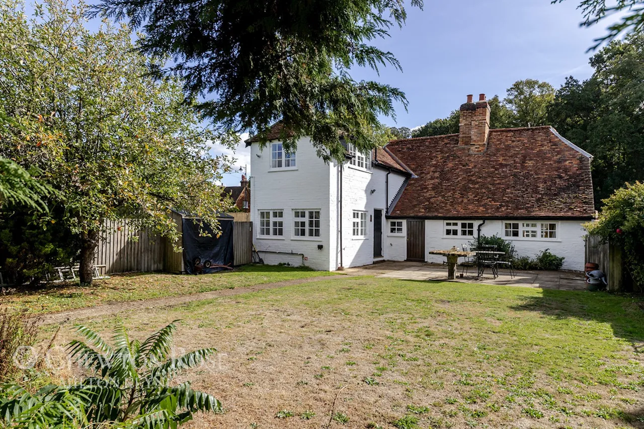 Mill Road, Husbourne Crawley, photo 46