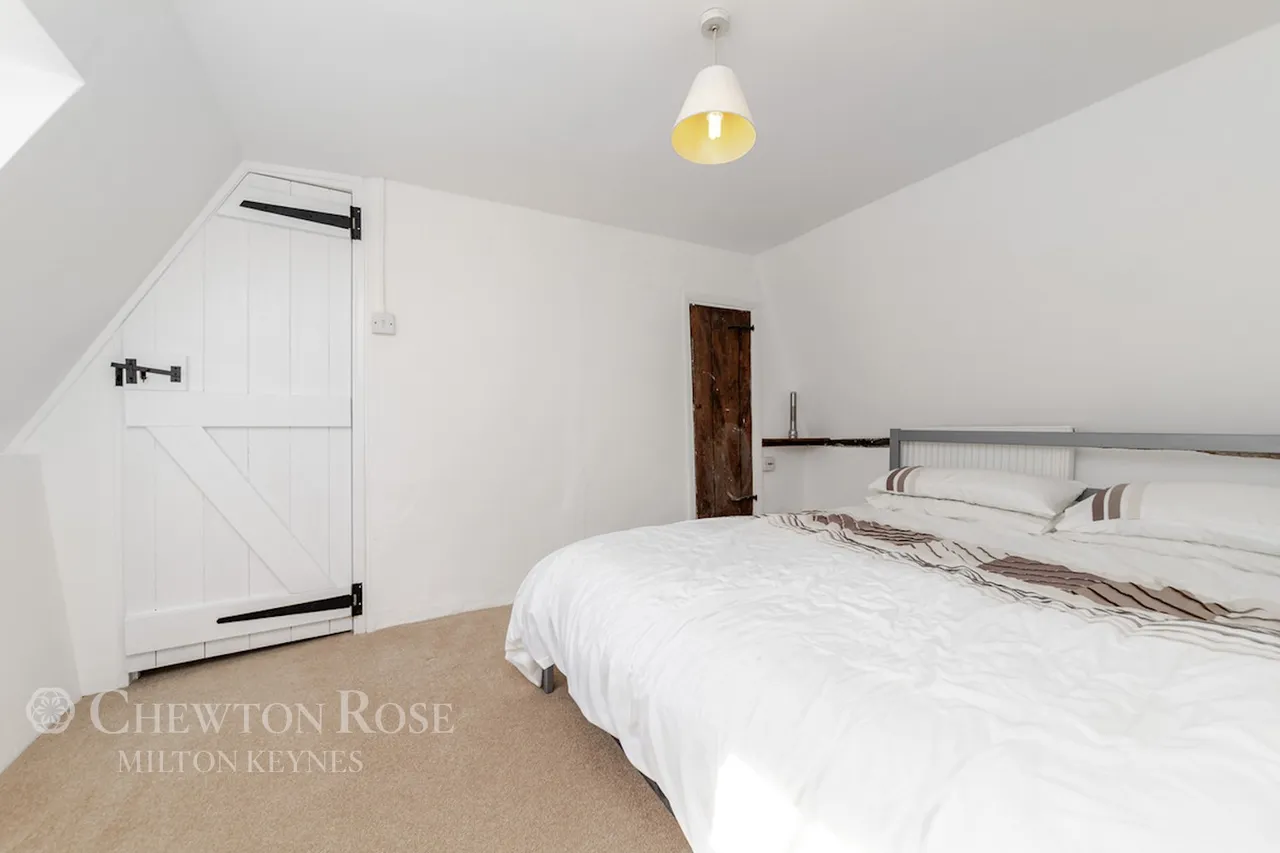 Mill Road, Husbourne Crawley, photo 32