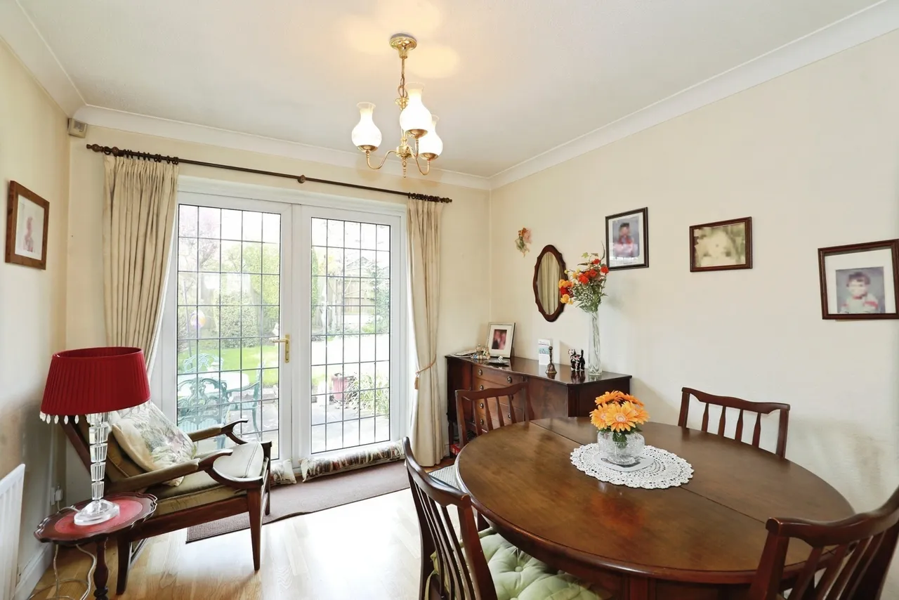 Dunham Crescent, Crewe, Cheshire, CW2, photo 8