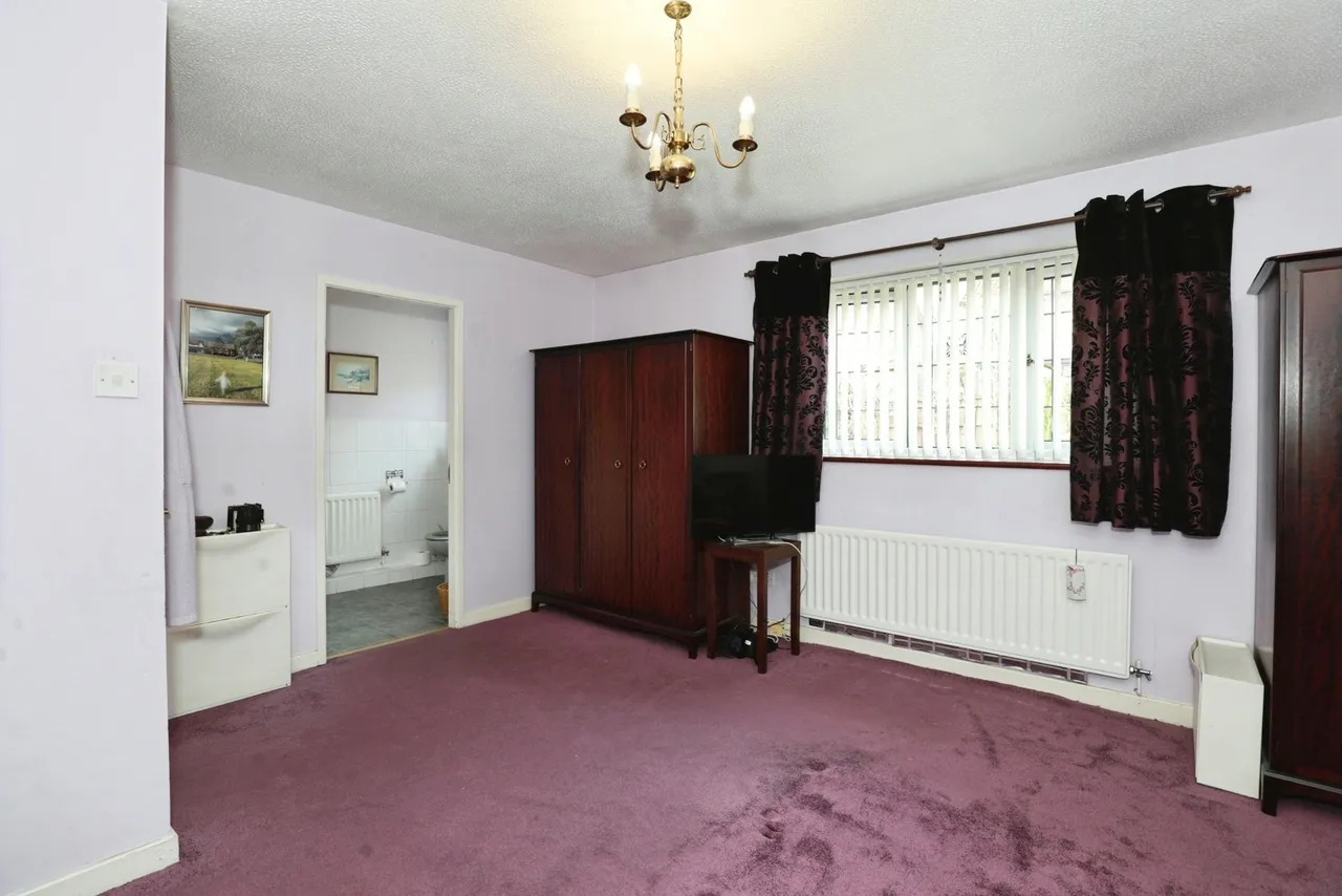 Dunham Crescent, Crewe, Cheshire, CW2, photo 11