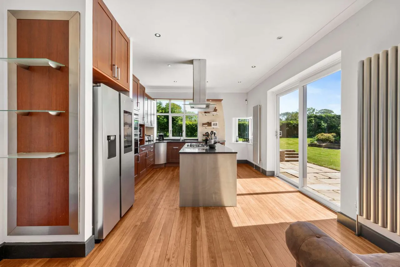 Macclesfield Road, Prestbury, SK10, photo 8