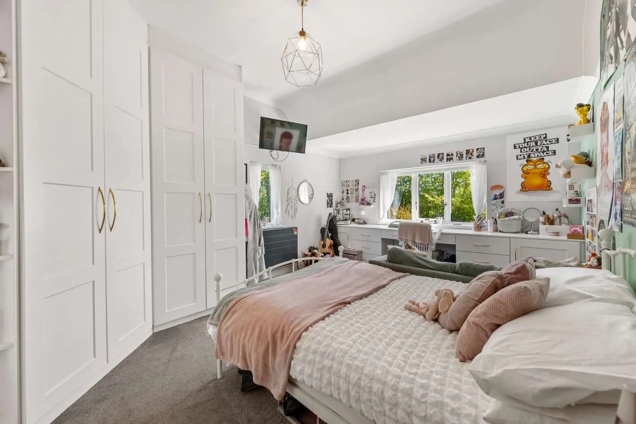 Macclesfield Road, Prestbury, SK10, photo 20