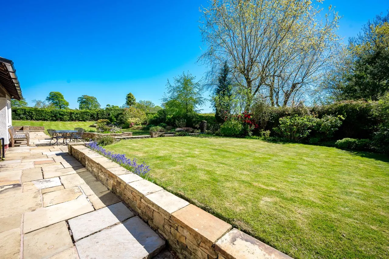 Macclesfield Road, Prestbury, SK10, photo 26