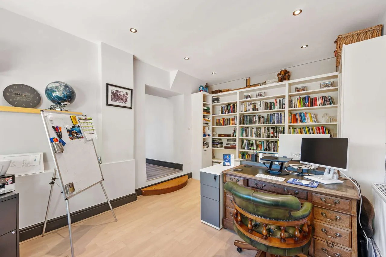 Macclesfield Road, Prestbury, SK10, photo 10