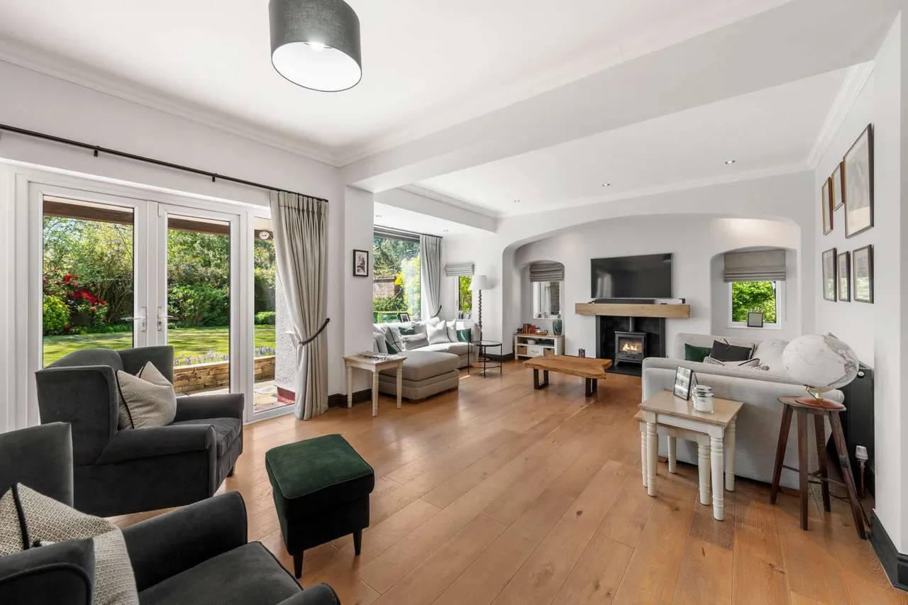 Macclesfield Road, Prestbury, SK10, photo 5