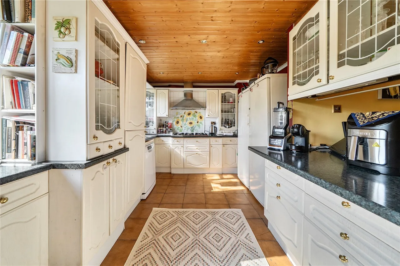 Templewood, Ealing, W13, photo 6