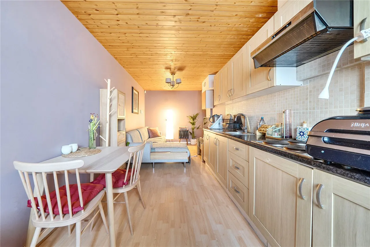 Templewood, Ealing, W13, photo 17