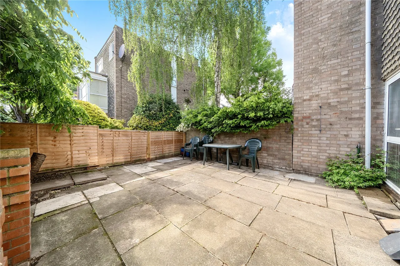 Templewood, Ealing, W13, photo 19