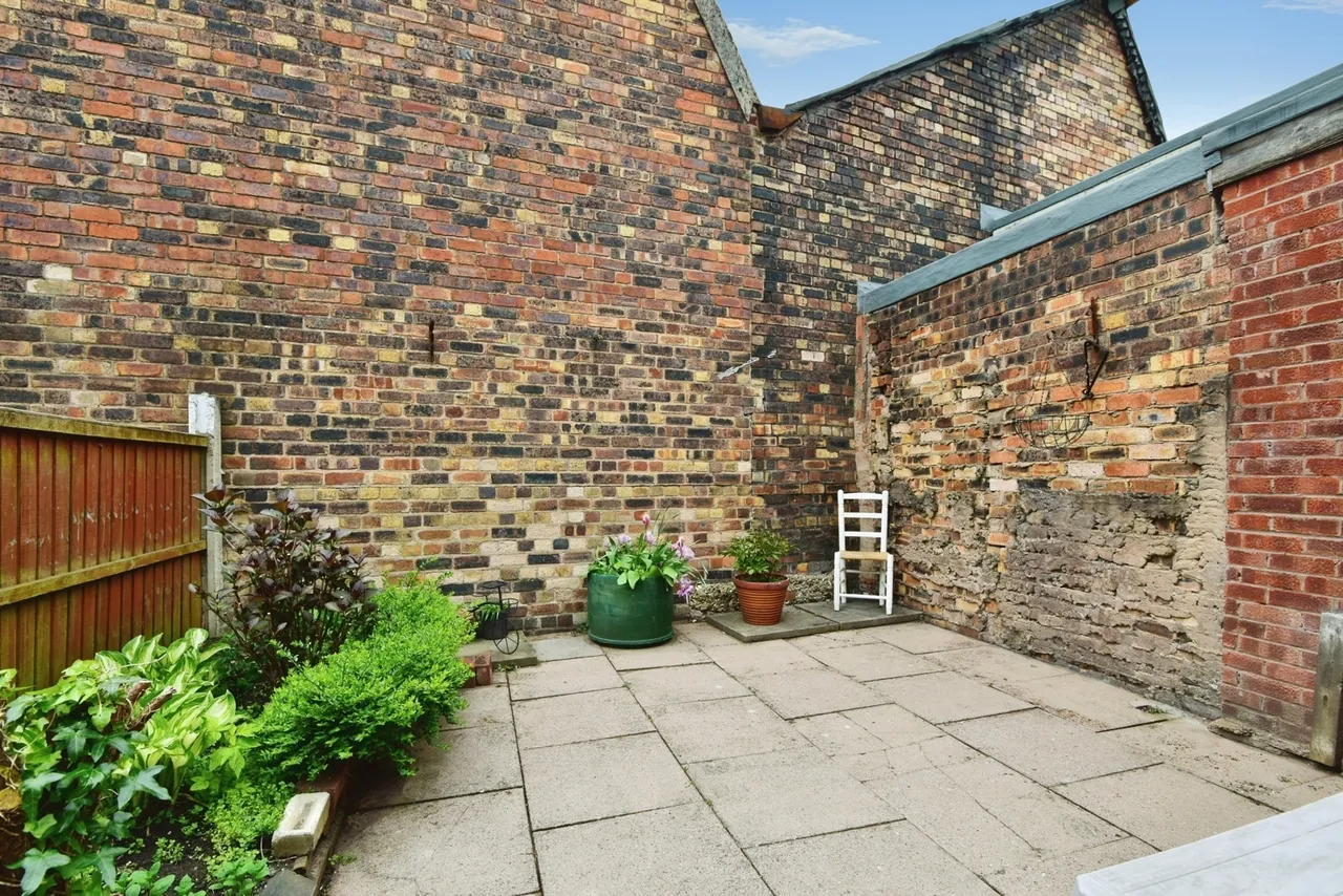 Manor Street, STOKE-ON-TRENT, Staffordshire, ST4, photo 15