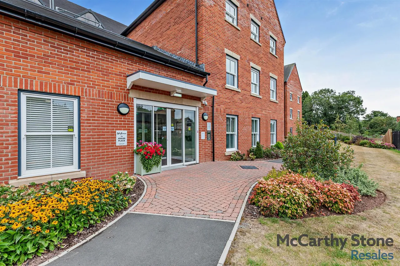 1 bed flat for sale, Stafford Street, Market Drayton, TF9