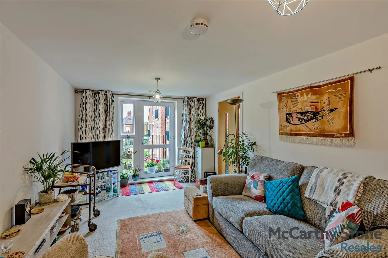 Stafford Street, Market Drayton, TF9, photo 3
