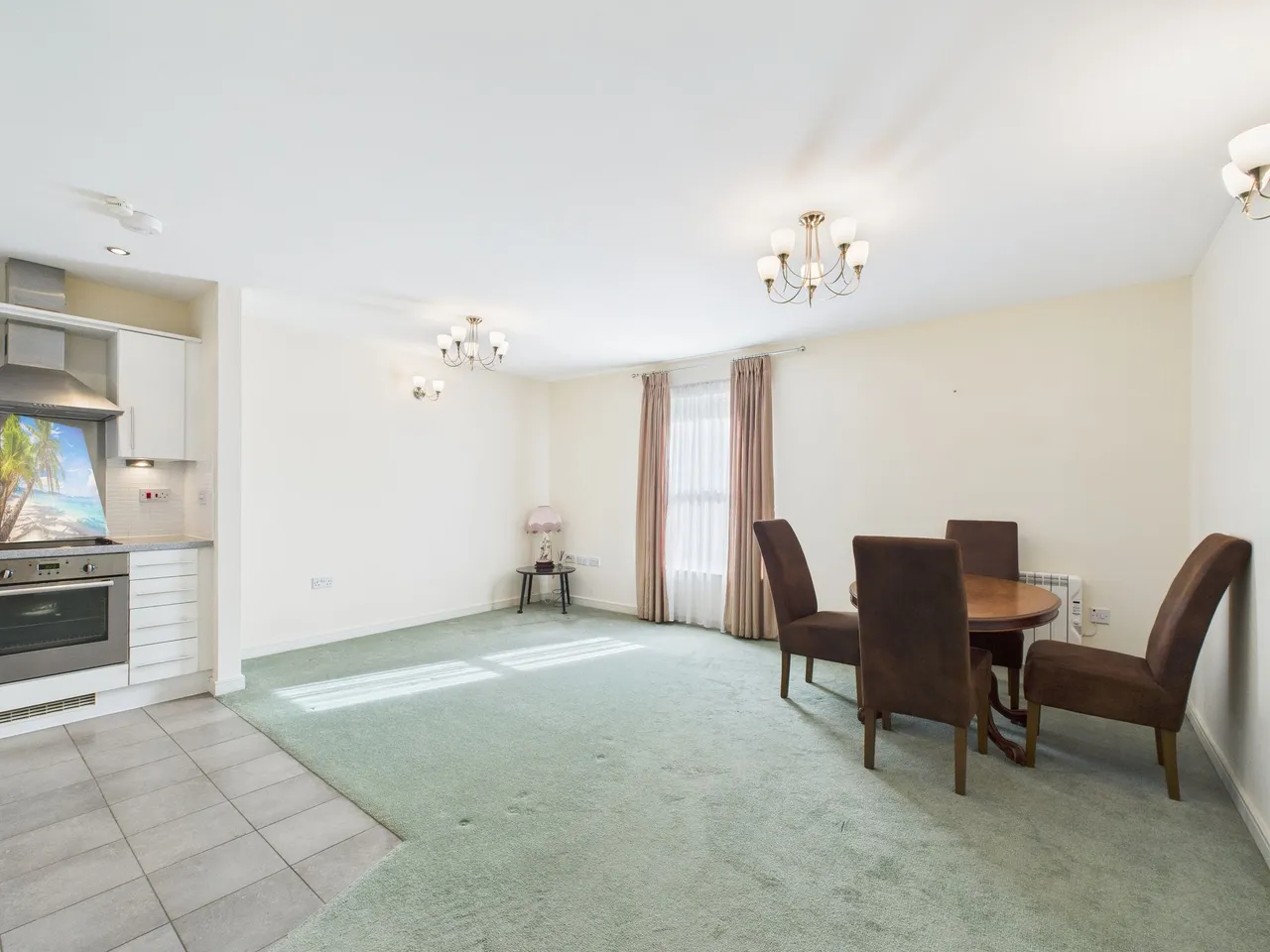 Lion Street, Newmarket Court, NP7, photo 3