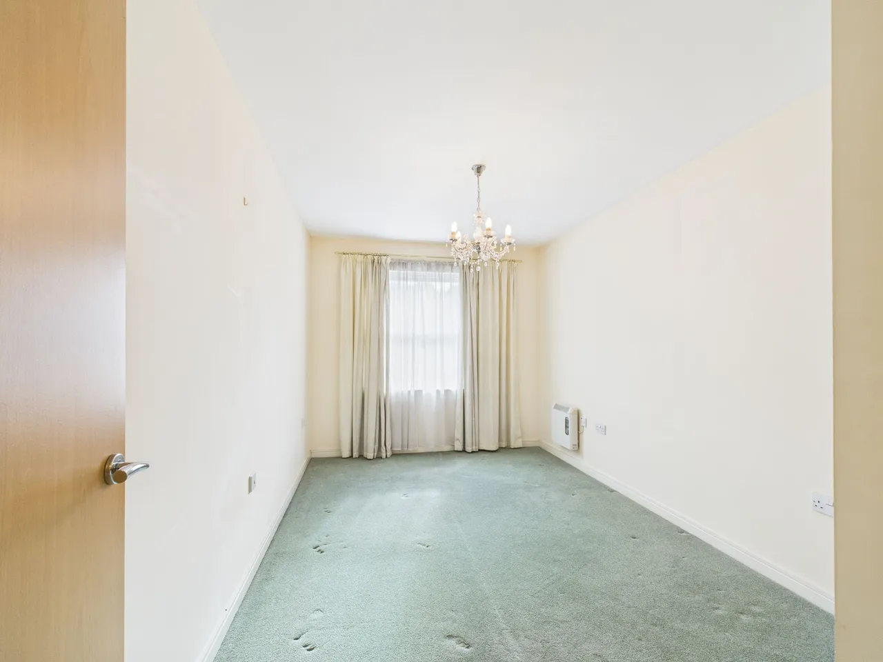 Lion Street, Newmarket Court, NP7, photo 8