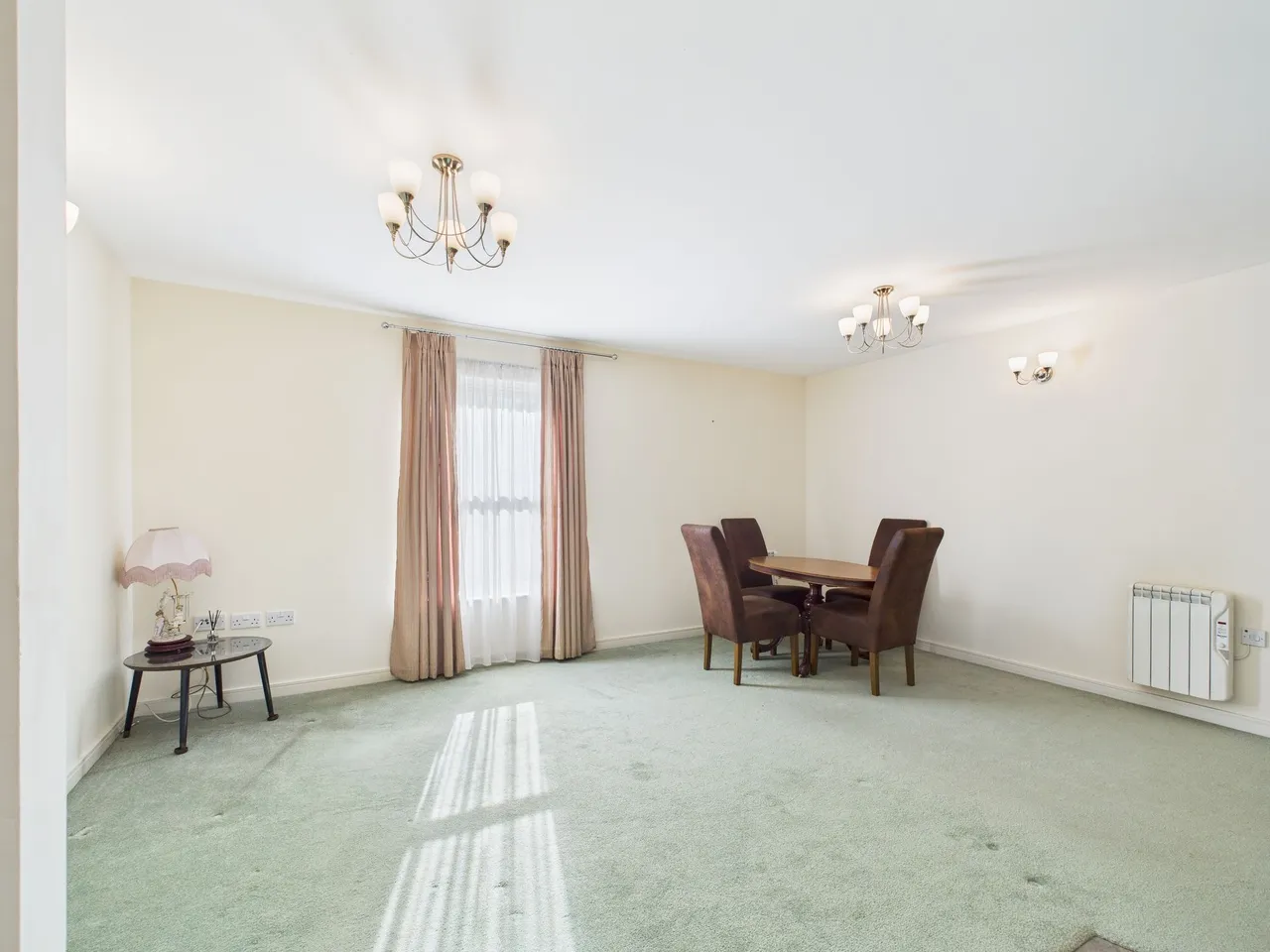 Lion Street, Newmarket Court, NP7, photo 4