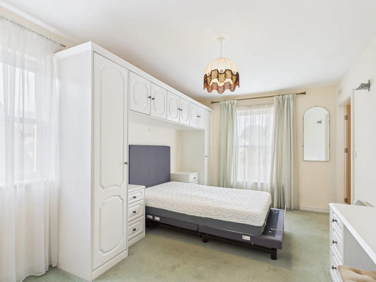 Lion Street, Newmarket Court, NP7, photo 6