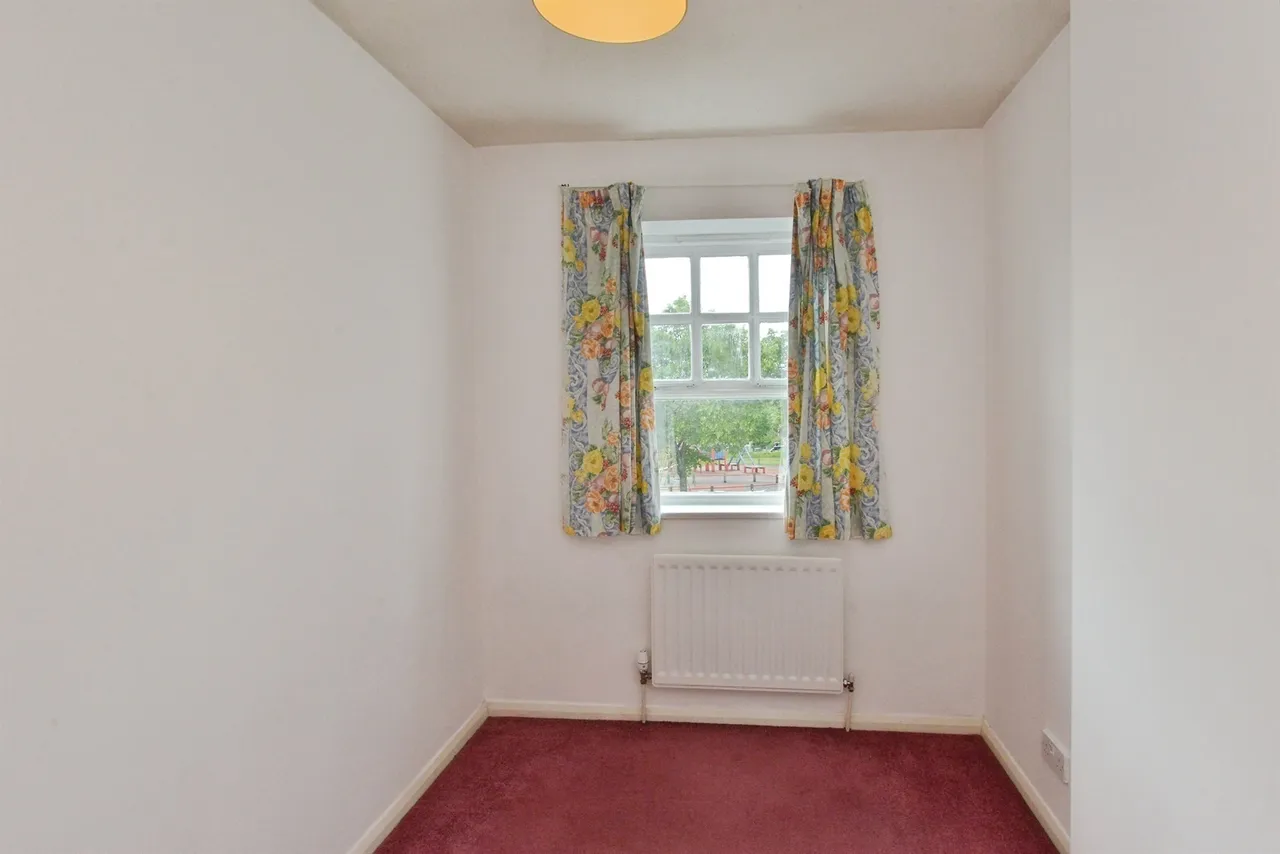 Douglas Place, Oldbrook, MK6, photo 4