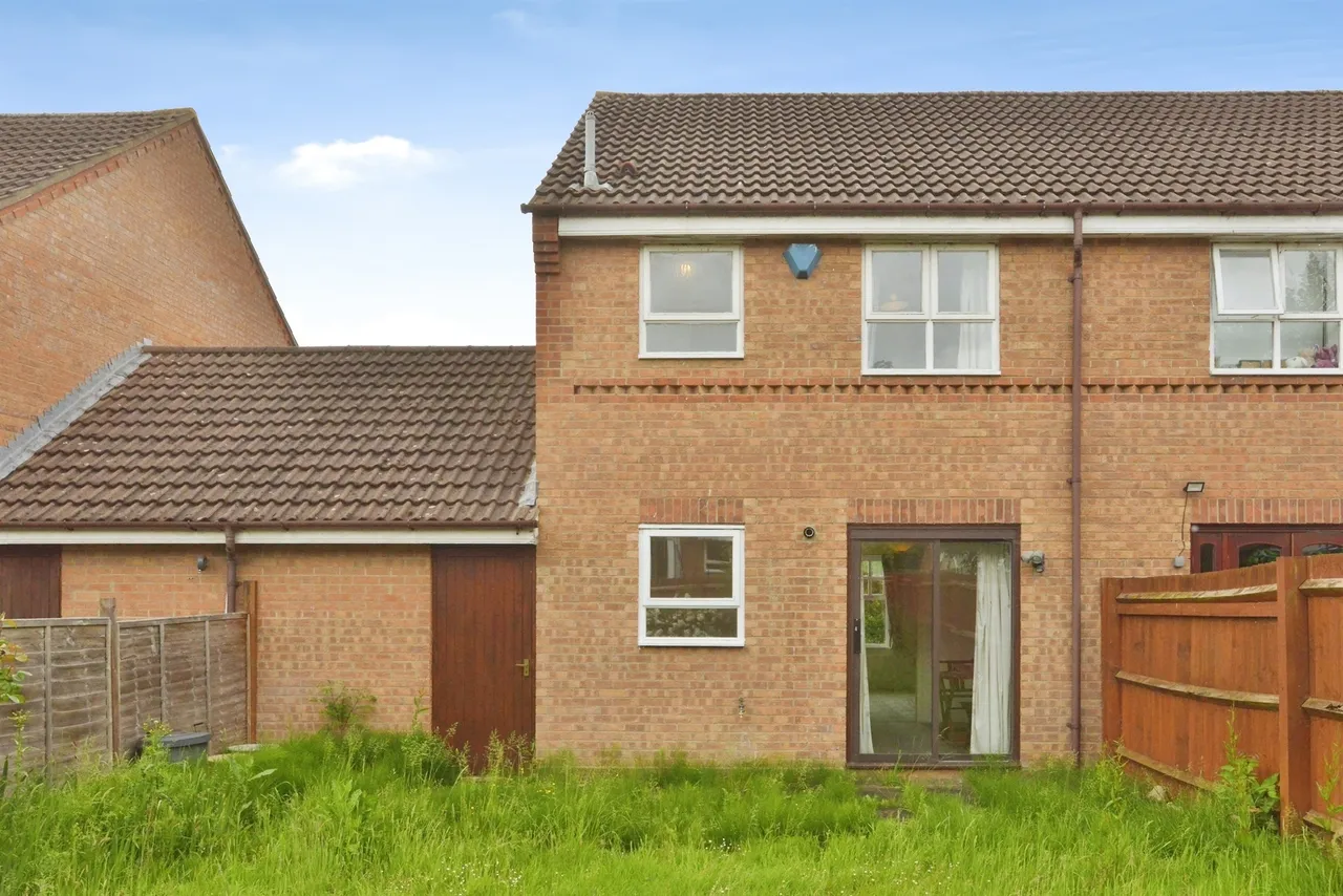 Douglas Place, Oldbrook, MK6, photo 10