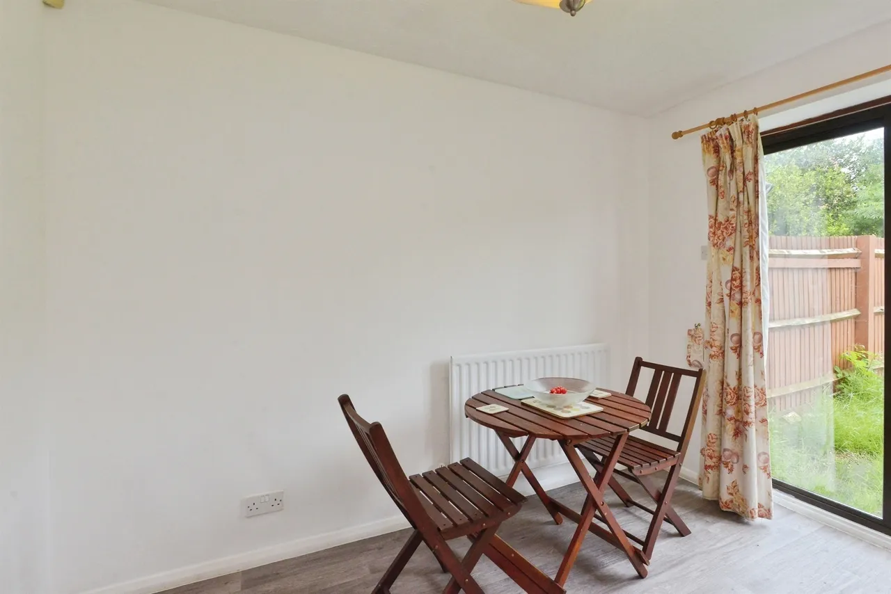 Douglas Place, Oldbrook, MK6, photo 5