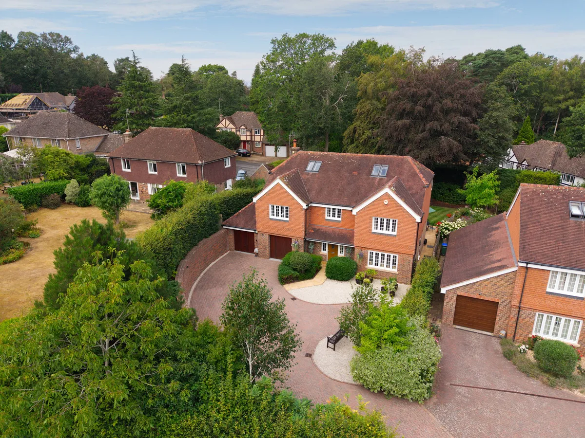 Storrington, RH20 3JW, photo 6
