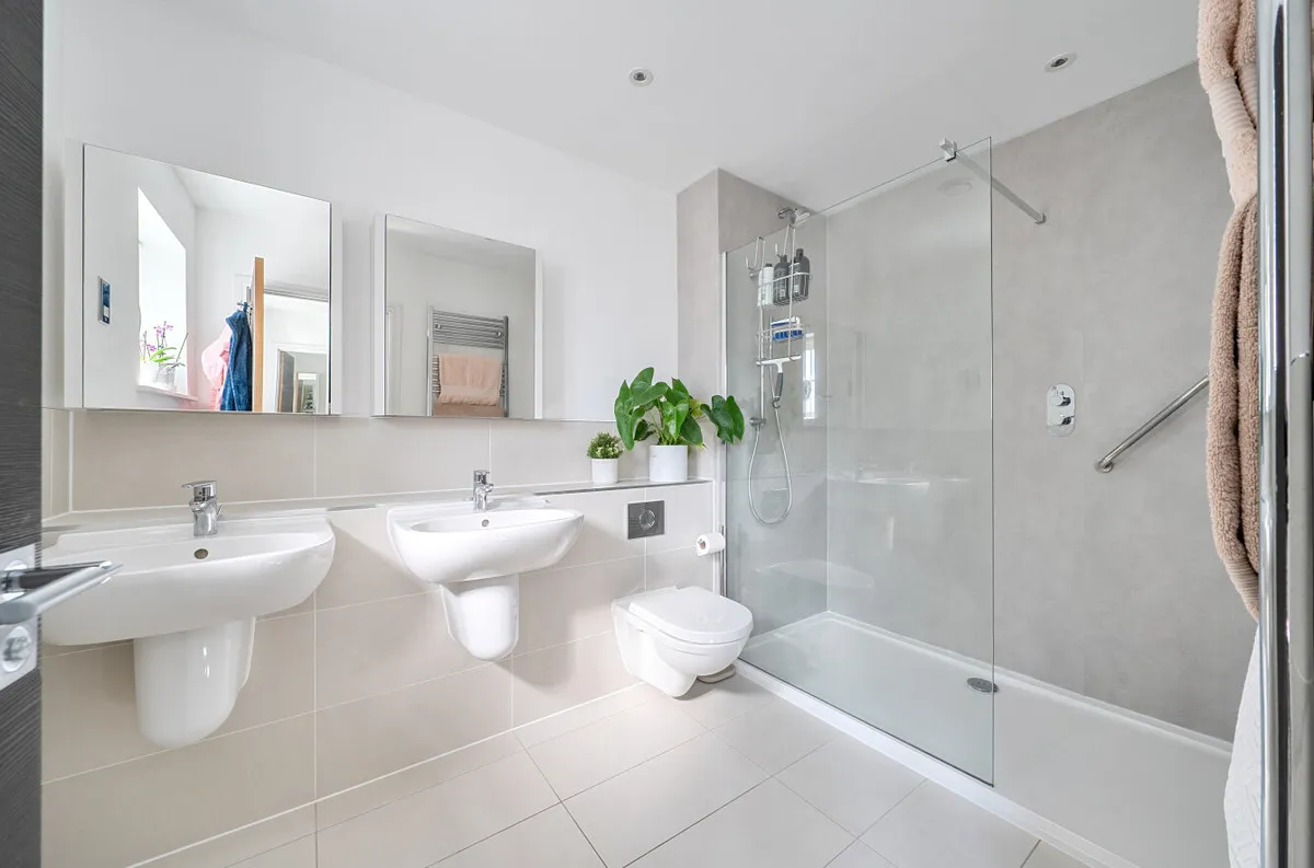 Storrington, RH20 3JW, photo 9