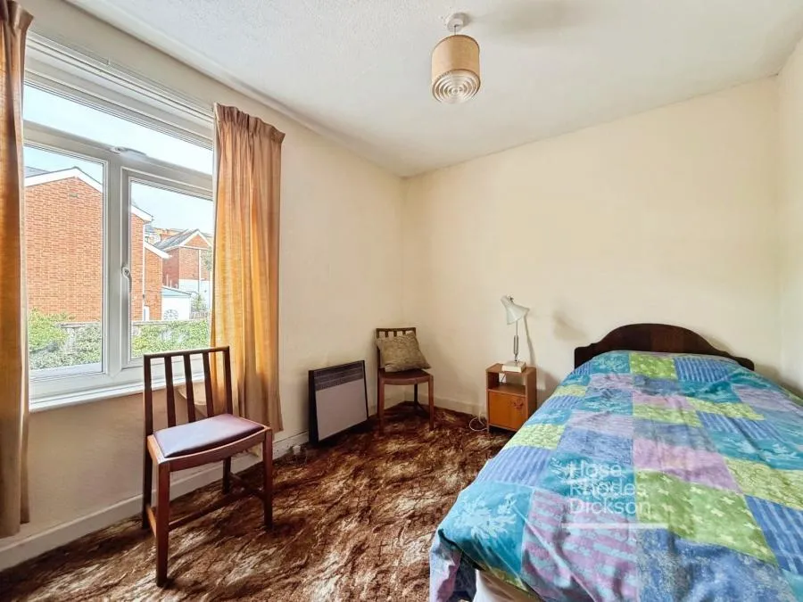 St. Marys Road, Cowes, PO31, photo 10