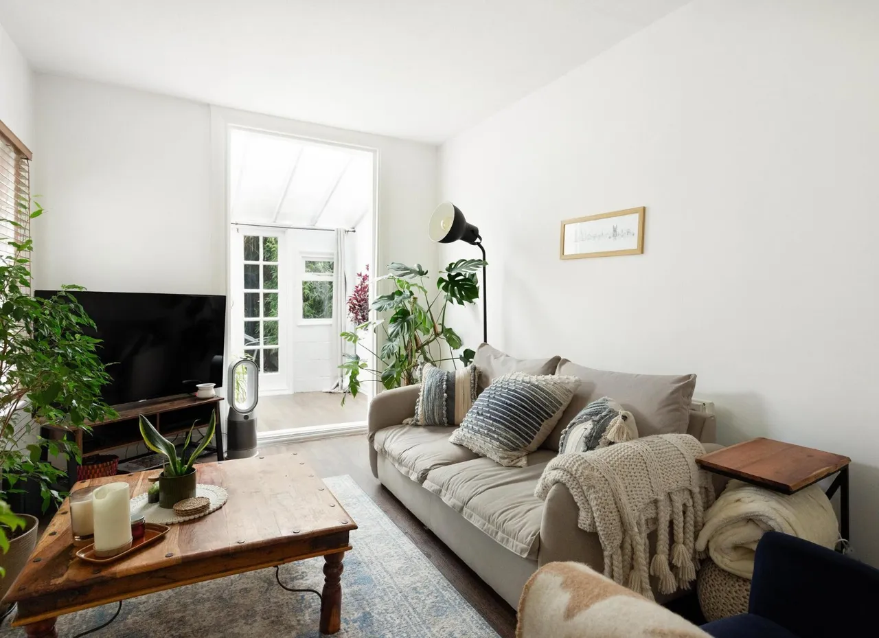 Cathles Road, Clapham South, SW12, photo 3
