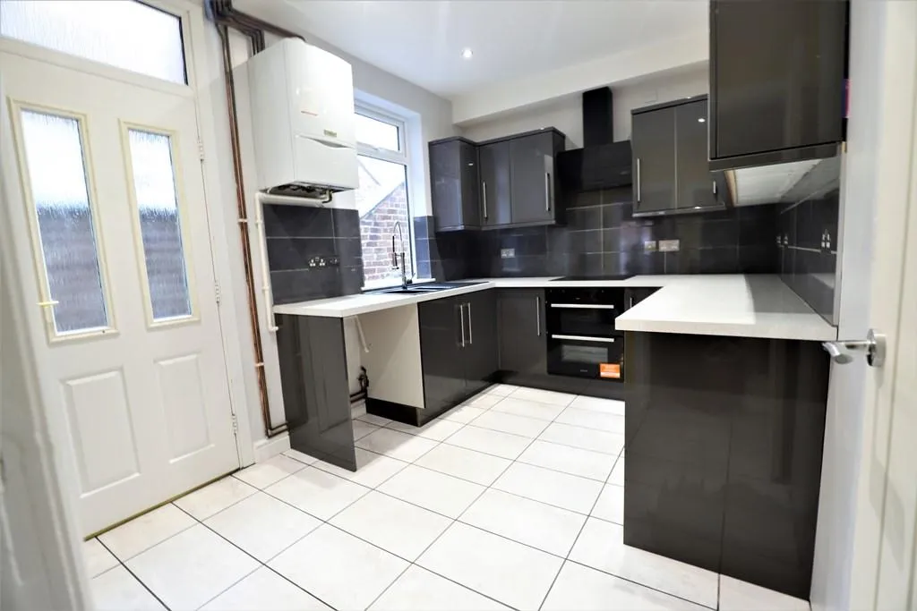 West Brampton, Newcastle-under-Lyme, ST5, photo 11