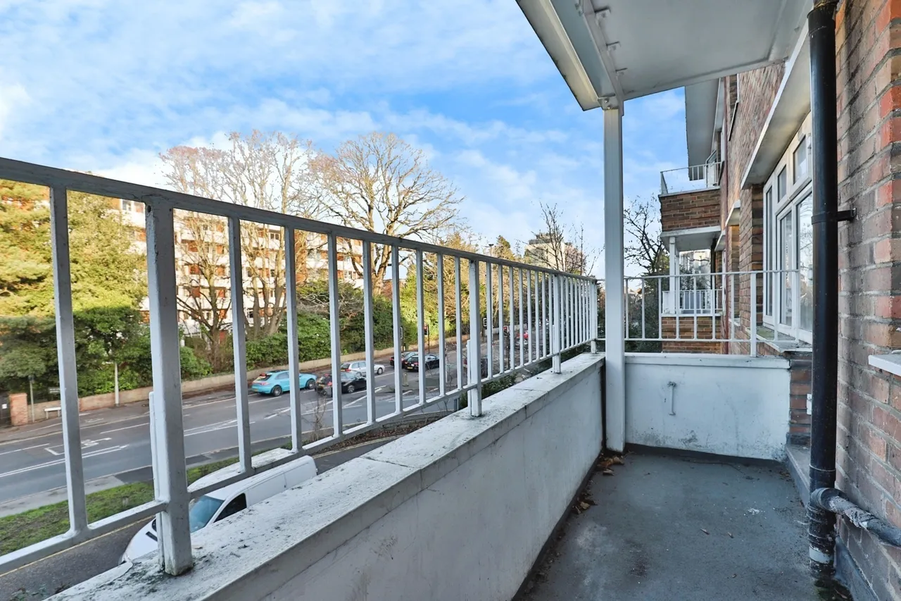 Poole Road, Poole, BH12, photo 2