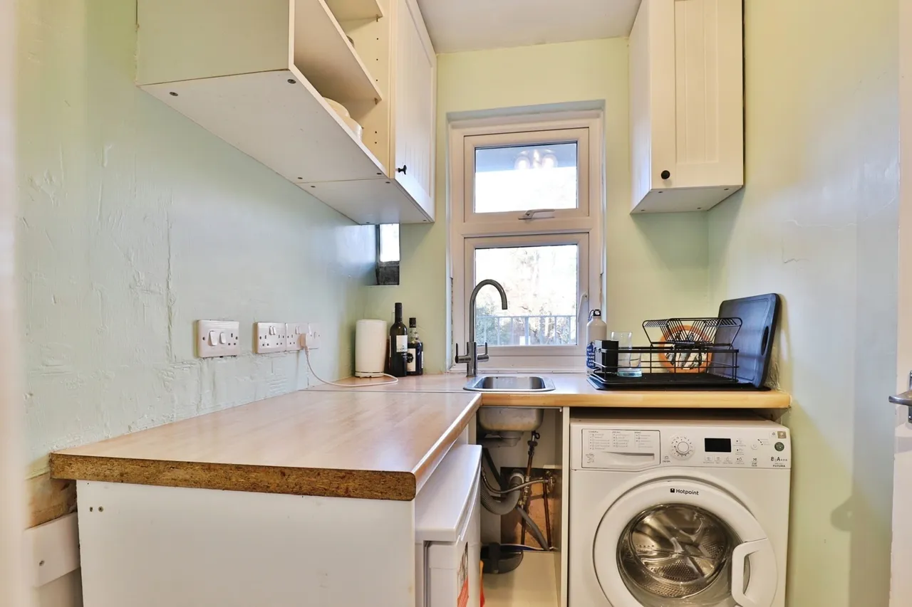 Poole Road, Poole, BH12, photo 5