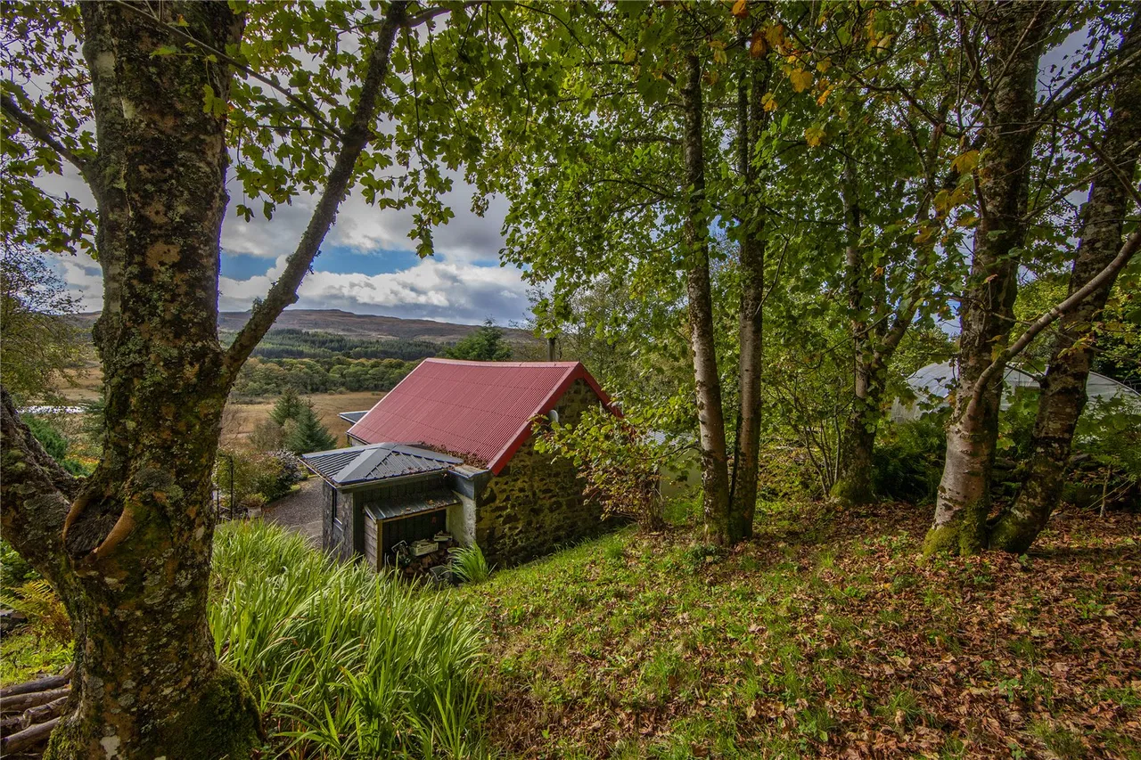 Druimard House, Dervaig, Isle of Mull, Argyll and Bute, PA75 6QW, photo 29