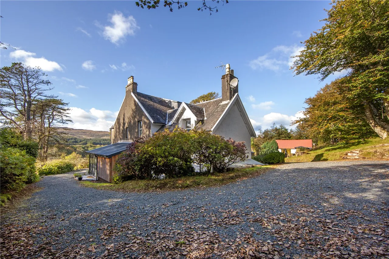 Druimard House, Dervaig, Isle of Mull, Argyll and Bute, PA75 6QW, photo 32