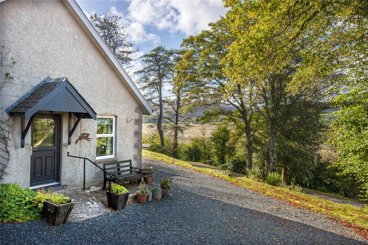 Druimard House, Dervaig, Isle of Mull, Argyll and Bute, PA75 6QW, photo 17