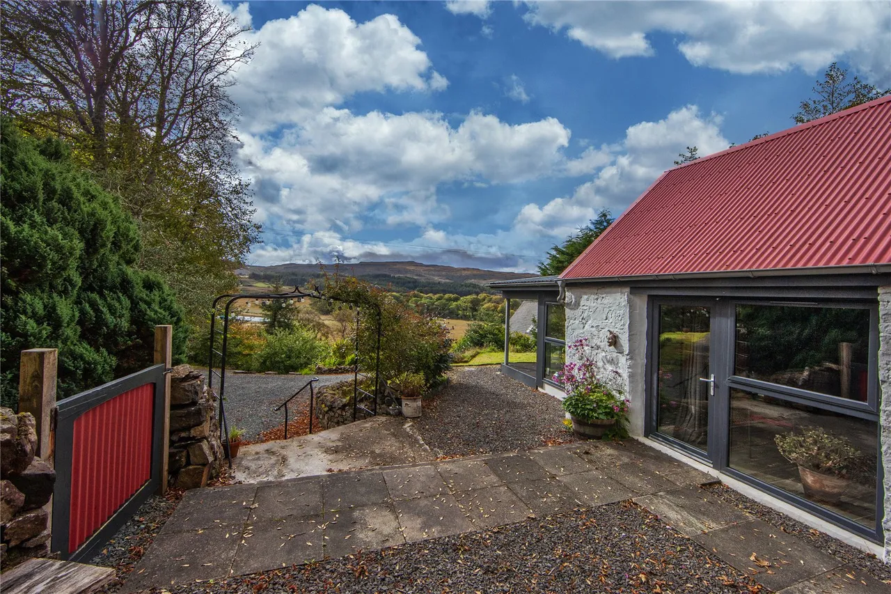 Druimard House, Dervaig, Isle of Mull, Argyll and Bute, PA75 6QW, photo 28