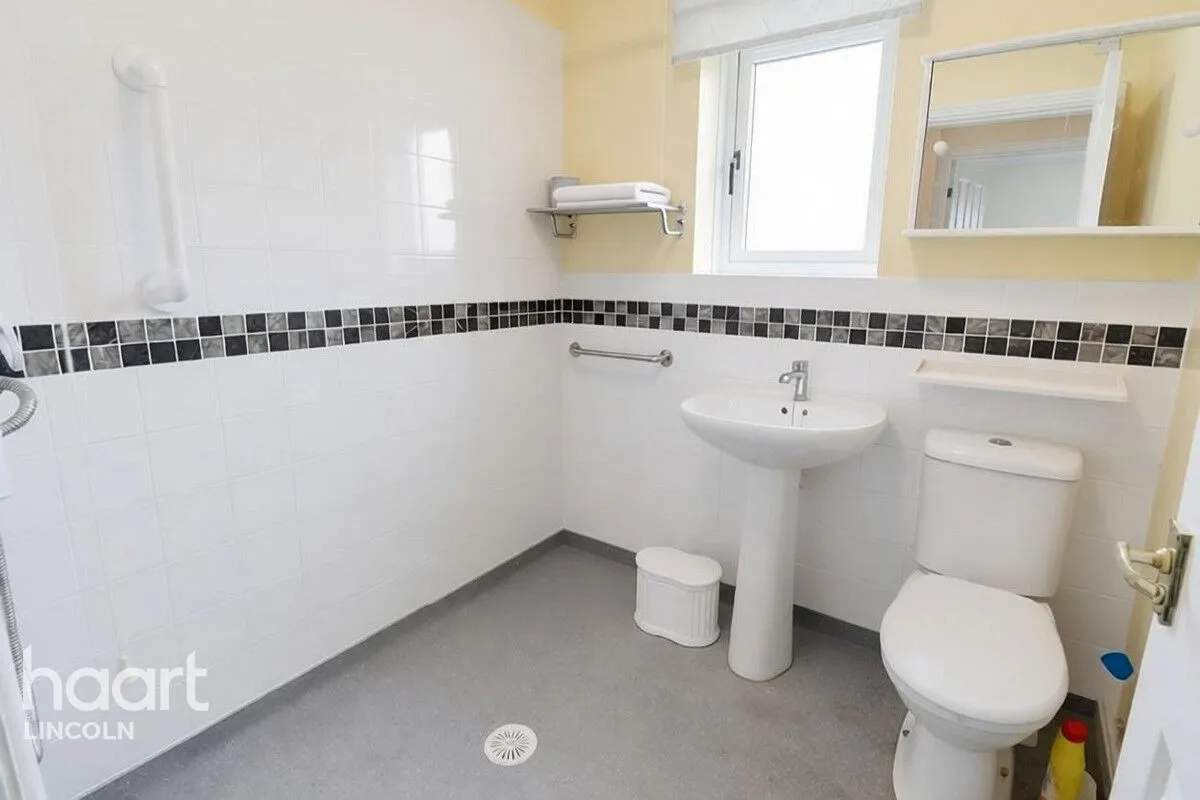 The Glebe, Sturton by Stow, LN1, photo 9