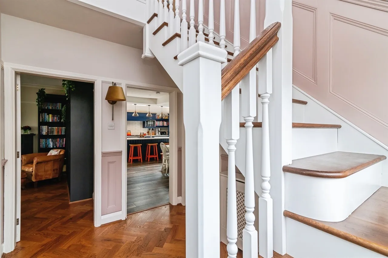 Arleston Drive, Nottingham, NG8, photo 14
