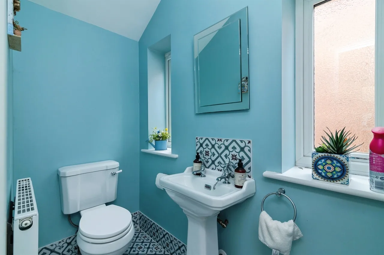 Arleston Drive, Nottingham, NG8, photo 13
